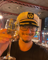 Joshua Block (World of T-Shirts) AI voice text to speech and AI music cover generator