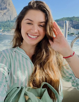 Claire Redfield (Ilha da Morte No Escuro Absoluto) - Natália Alves AI voice text to speech and AI music cover generator