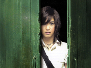 พั้นช์ วรกาญจน์ Punch Vorakan (Thai singer) (Ov2Super) AI cover generator