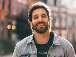 Rafinha Bastos (Ov2) AI cover generator