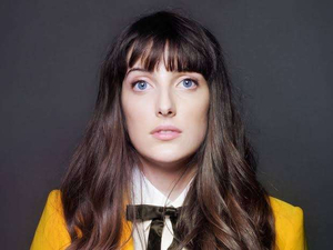 Clarice Falcão ( Ov2 ) AI cover generator