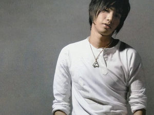 เป๊ก ผลิตโชค Peck Palitchoke (2000s Era) (Thai singer) (Ov2Super) AI cover generator