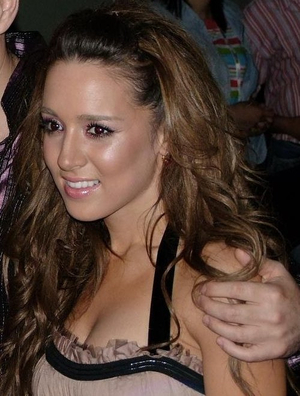 Kalomira (Greek Singer) AI cover generator