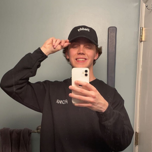 cam2r (TikToker) AI cover generator