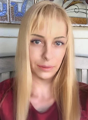 Margarida (Disney) - Christiane Louise AI cover generator