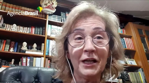 She-Ra (Fátima Mourão) AI cover generator