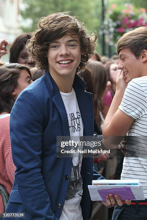 Harry Styles 2011 AI cover generator