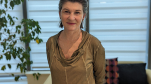 Jordan Peterson (EN | 40000 | 500/ |) AI cover generator