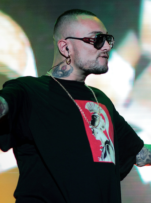 Guè (Italian Singer) AI cover generator