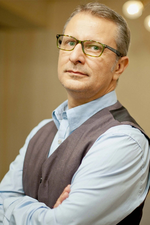 Yekta Kopan (Turkish Voice Actor) AI cover generator