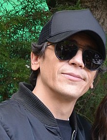 Ersay Uner (Turkish Singer, Songwriter) AI cover generator