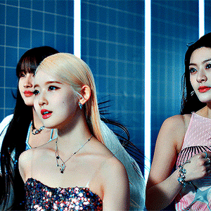 STAYC: All Members 500- AI cover generator