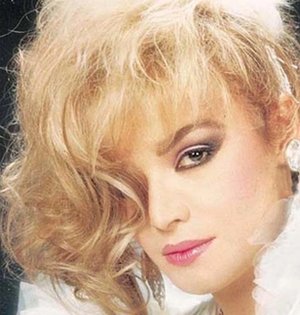 Woman of Sorrow "BERGEN" Turkish Singer AI cover generator