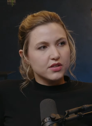 Taylor Tomlinson AI cover generator