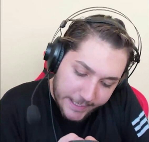 Bakirkertenkele31 (Bakır Kertenkele / Umut) AI cover generator