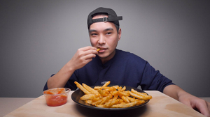 Crispy Fries Guy (BenDeen) AI cover generator