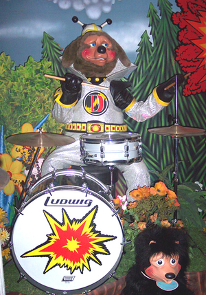 Dook Larue (Rock-afire Explosion) AI cover generator