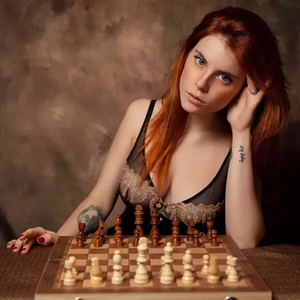 Lucillajiggly (Italian streamer) AI cover generator