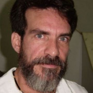 Luiz Carlos Persy AI cover generator