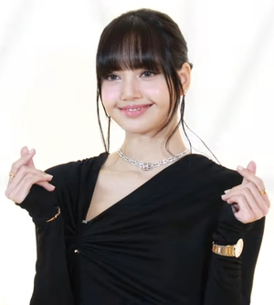 Lisa (BLACKPINK) AI cover generator