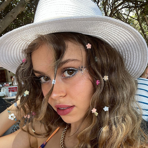 Betül Çakmak AI cover generator