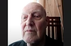 Axl Rose (distorted voice) AI cover generator