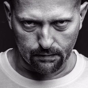 Cheloo AI cover generator