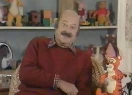 Winnie the Pooh Narrator (Laurie Main) AI cover generator