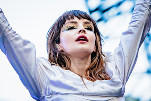Lauren Mayberry (CHVRCHES) AI cover generator