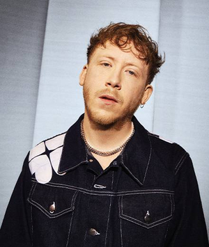 Eddy De Pretto -0 AI cover generator