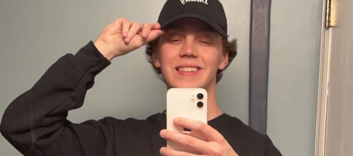 This is the Avatar Image for the cam2r (TikToker) AI Voice and Text to Speech Generator