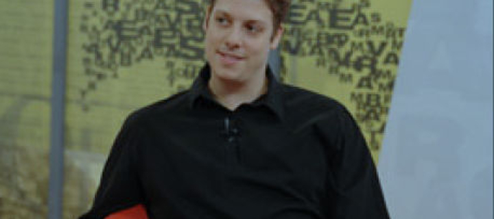 This is the Avatar Image for the Fábio Porchat de Assis AI Voice and Text to Speech Generator