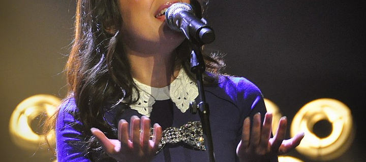 This is the Avatar Image for the Indila [French Singer] AI Voice and Text to Speech Generator