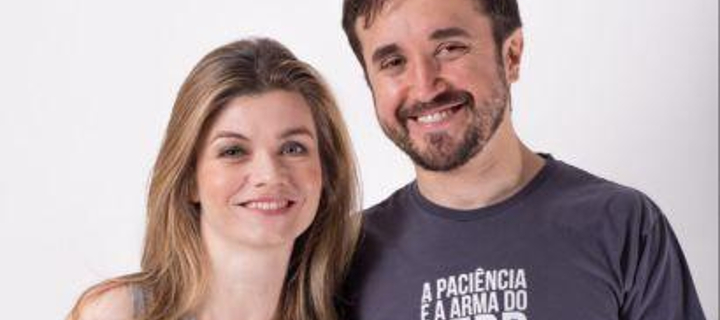 This is the Avatar Image for the Nilce Moretto (Coisa De Nerd) AI Voice and Text to Speech Generator