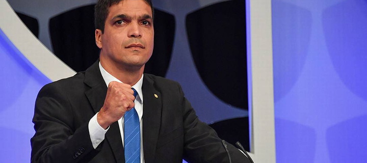 This is the Avatar Image for the Cabo Daciolo (Político) AI Voice and Text to Speech Generator