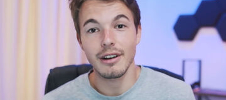 This is the Avatar Image for the Colas bim (youtubeur Français) AI Voice and Text to Speech Generator