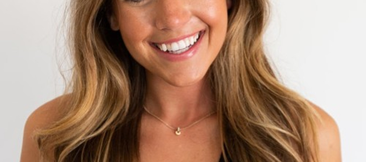 This is the Avatar Image for the Helen Henny (Caroline Taylor) AI Voice and Text to Speech Generator