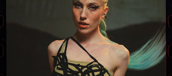 This is the Avatar Image for the Güneş (Şarkıcı) AI Voice and Text to Speech Generator