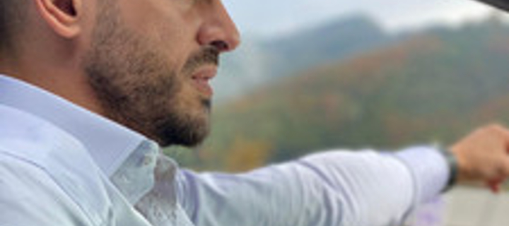 This is the Avatar Image for the Ekrem Abi (SLOT) AI Voice and Text to Speech Generator