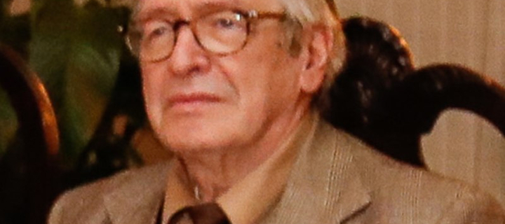 This is the Avatar Image for the Olavo de Carvalho AI Voice and Text to Speech Generator